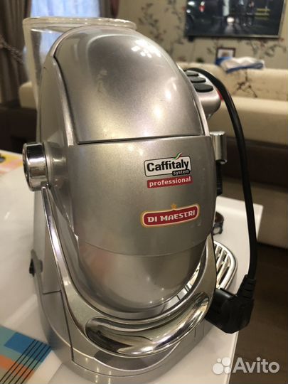 Капсульная кофе-машина