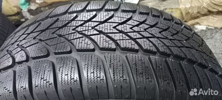 Dunlop SP Winter Sport 4D 235/50 R18 97V