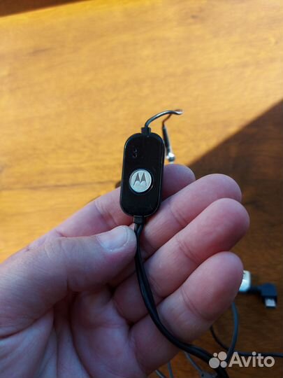 Гарнитура моторола mini-USB б/у
