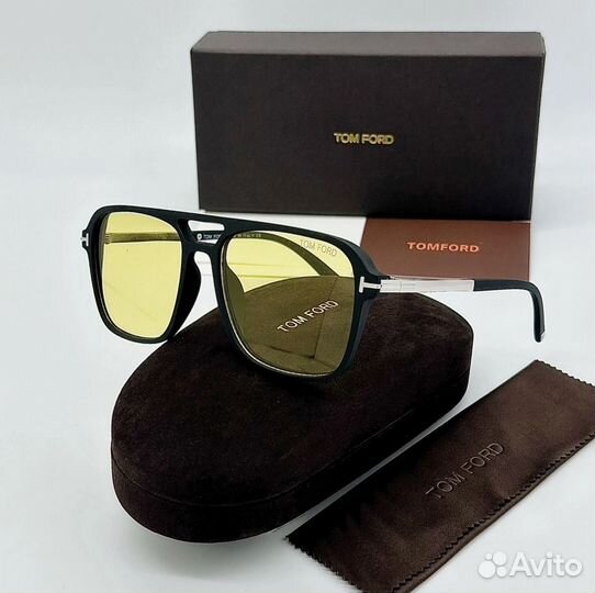 Солнцезащитные очки Tom ford