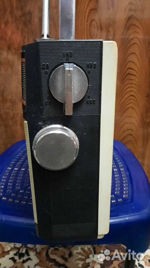 Радиоприёмник VEF 214 ссср. Приёмник ссср. 1988г