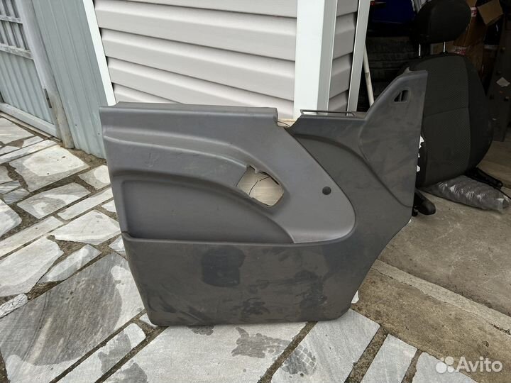 Передние обшивки vito 638