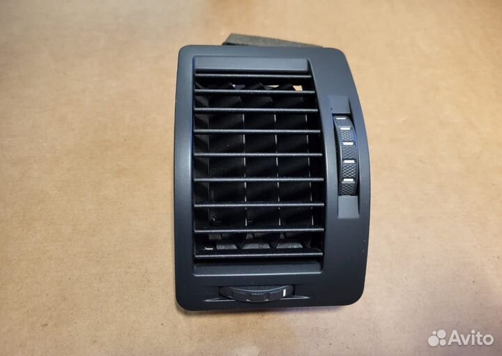 1Z0819701A skoda octavia A5 дефлектор