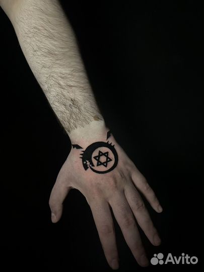 Тату мастер