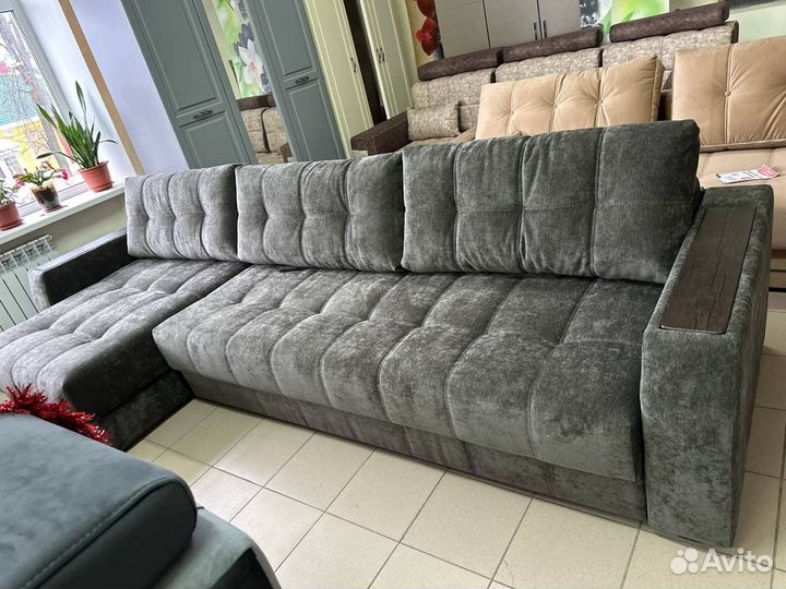 Большой угловой диван новый