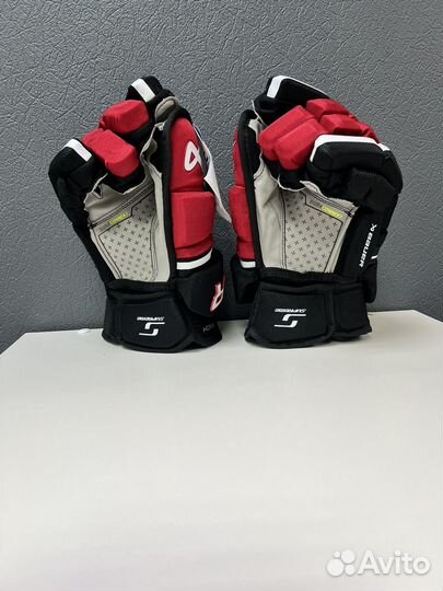 Краги хоккейные Bauer Supreme Mach Sr