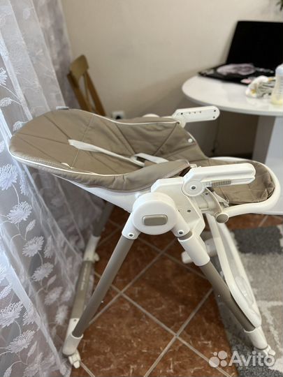 Стульчик для кормления capella