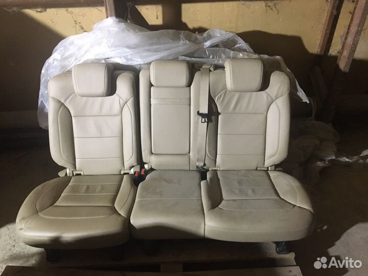 Задний диван mercedes w166
