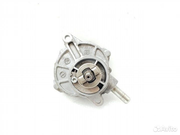 Насос вакуумный Mercedes-Benz E-Class W211 2.2