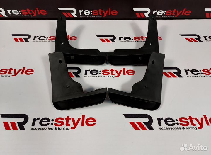 Брызговики Toyota Camry 50 1м 2011-2014 S987