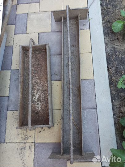 Кормушка металлические