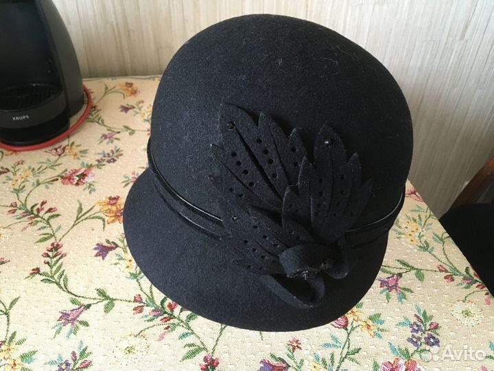 Женский головной убор