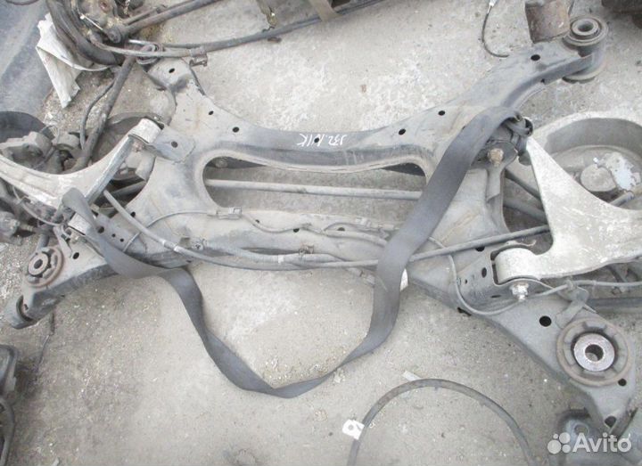 Задняя балка Nissan teana j32