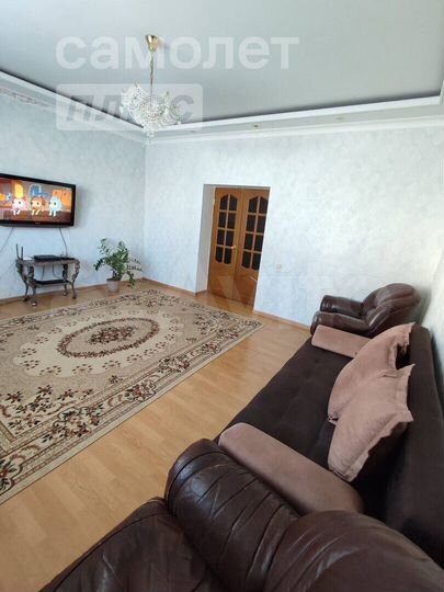 3-к. квартира, 79,2 м², 1/2 эт.