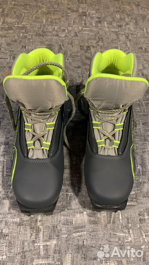 Лыжные ботинки