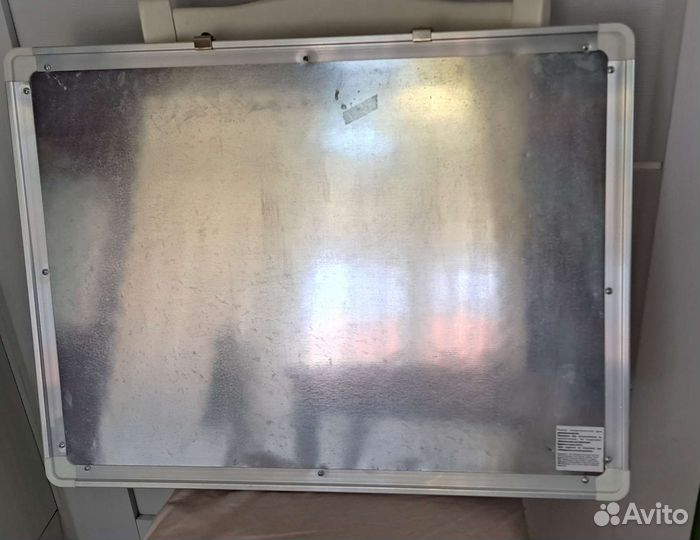 Магнитно маркерная доска