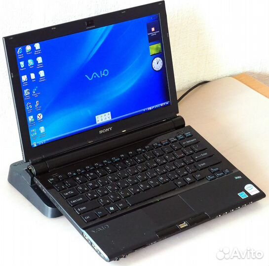 Ноутбук Sony Vaio VGN-TZ1RXN + док-станция