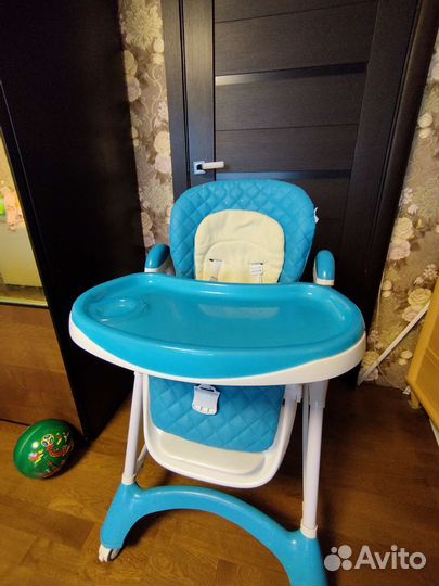 Стульчик для кормления nuovita