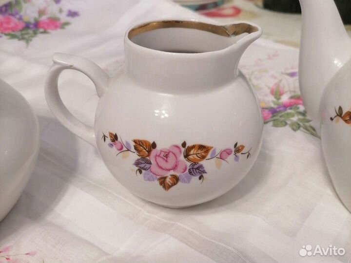 Сахарница, молочник, заварочный чайник