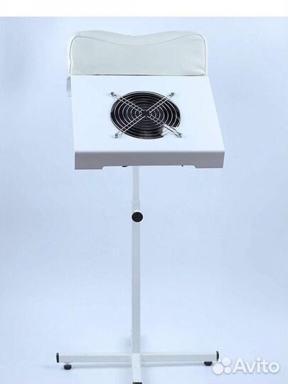 Подставка педикюрная с пылесосом