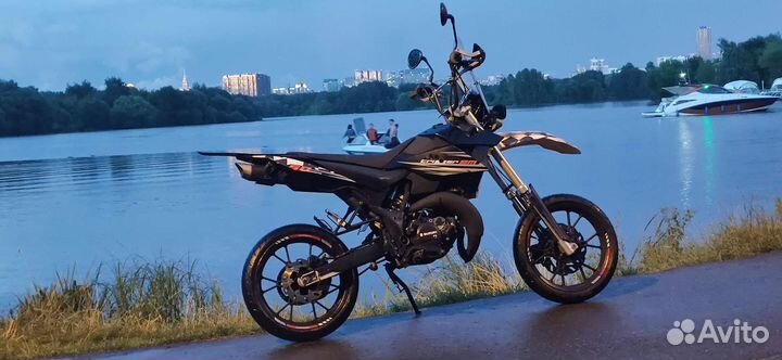 Generic мотард стрит кастом 49cc