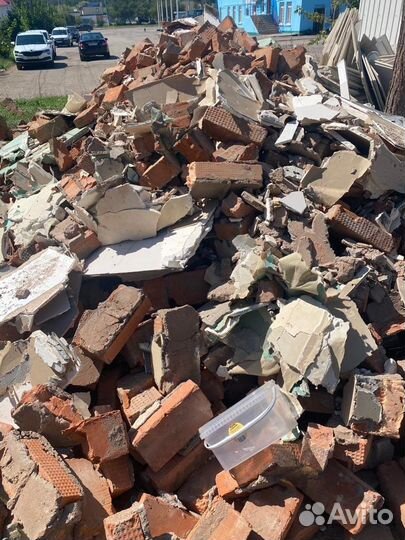 Бой кирпича