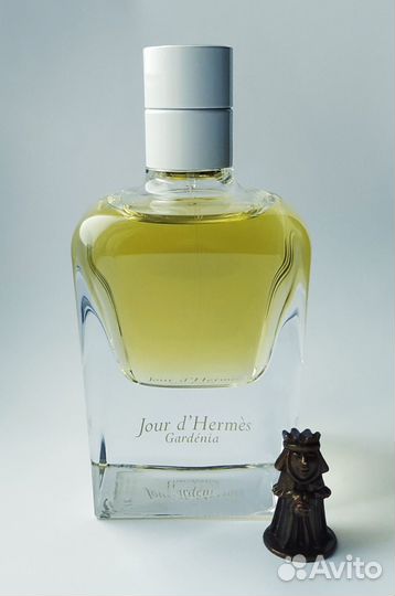 Jour d'Hermes Gardenia, Hermes делюсь