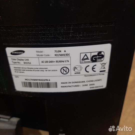 Клавиатура с монитором для компьютера Samsung 17