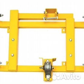 Подрамник раздаточной коробки Нива с третьей точкой опоры РК