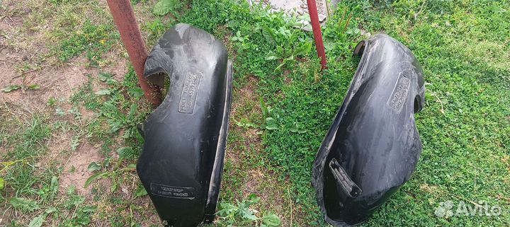 Продам подкрыльники на ваз Калина