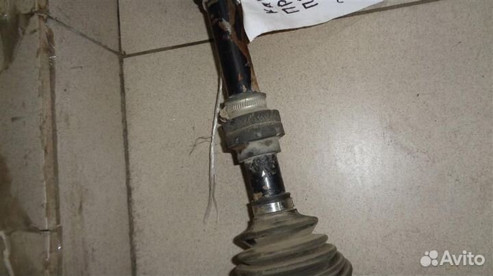 Привод правый передний Toyota Camry