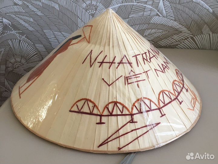 Вьетнамская шляпа