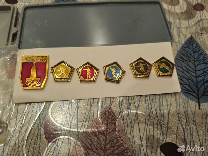 Значки СССР олимпиада 80пятиборье