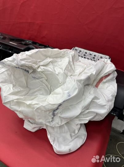 Торпеда кожаная Porsche Cayenne 958 после дтп