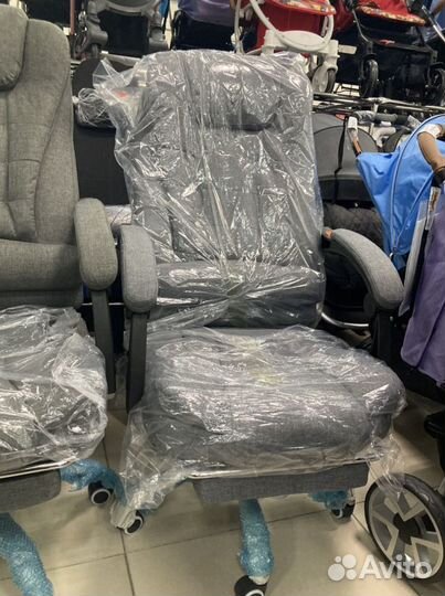 Кресло компьютерное тканьевое с массажем