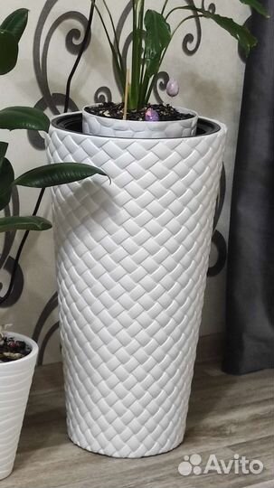 Напольное кашпо