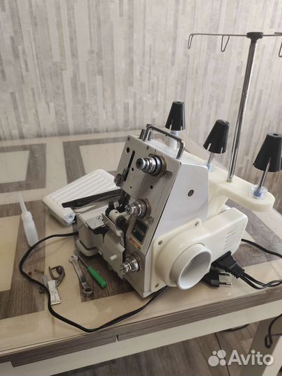 Оверлок yamata fn2-7d