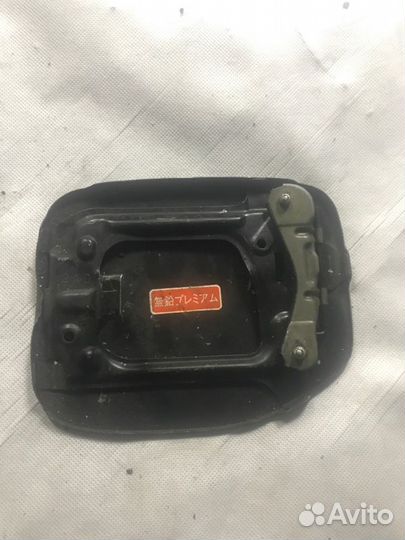 Лючок бензобака Toyota Caldina ST215 3CTE