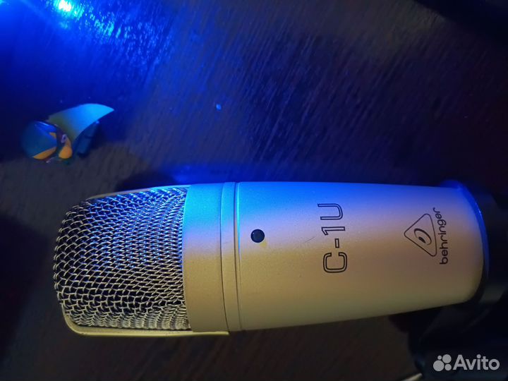 Микрофон студийный behringer c-1u