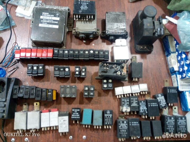 Кнопки и реле на Мерседес W123