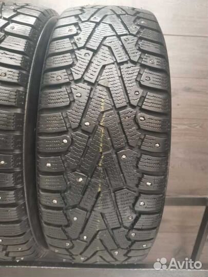 Pirelli Ice Zero 215/60 R16 99T