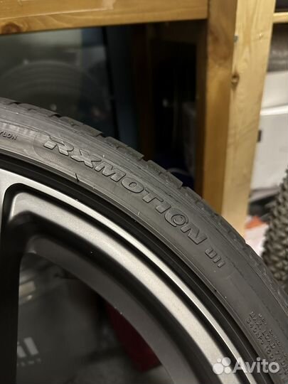 RoadX RXMotion U11 245/35 R19 и 275/30 R19 96Y