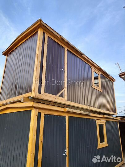 Вагончик с надежной крышей