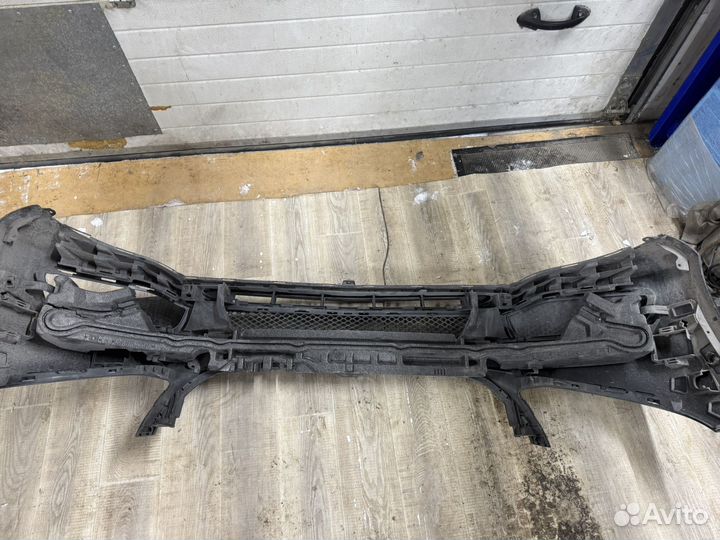 Передний бампер мерседес w 213