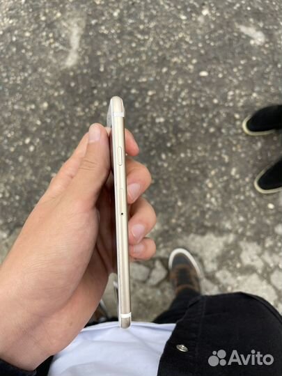 Телефон iPhone 7 128gb