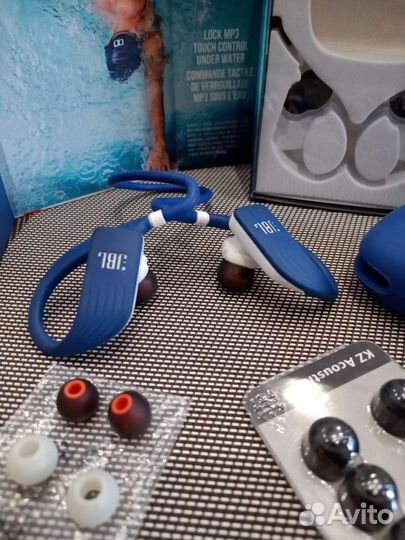 Наушники JBL Endurance Dive