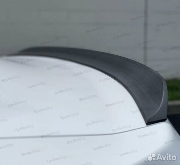 Дактейл Ford Mustang 2015