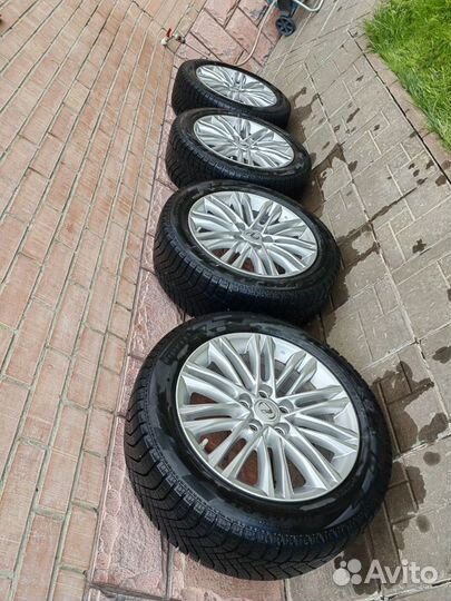 Колеса в сборе 215/55/R17 Lexus/Toyota