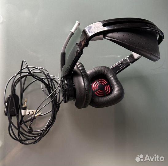 Наушники с микрофоном Plantronics