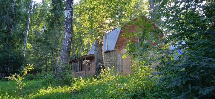 Дом 130 м² на участке 5 сот.